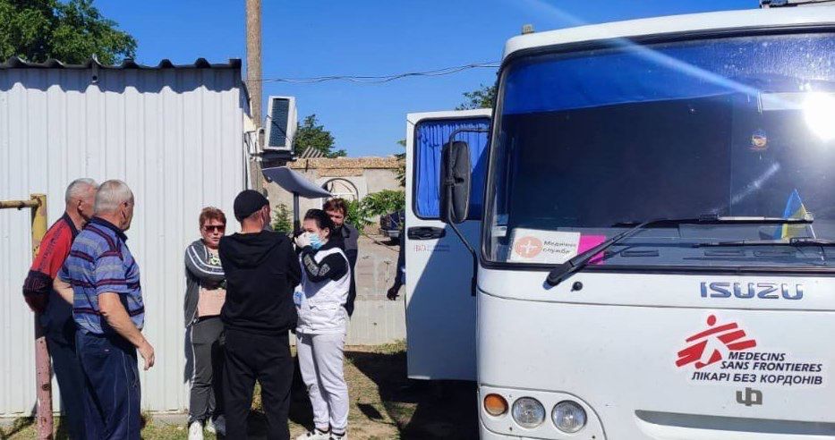 А на том берегу.... Правобережье Херсонщины: дневной блок новостей по региону Медицина и пострадавшие В результате утреннего обстрела Тягинки пострадала 61-летняя женщина. У нее диагностировали взрывную травму, сотрясение мозга и контузию