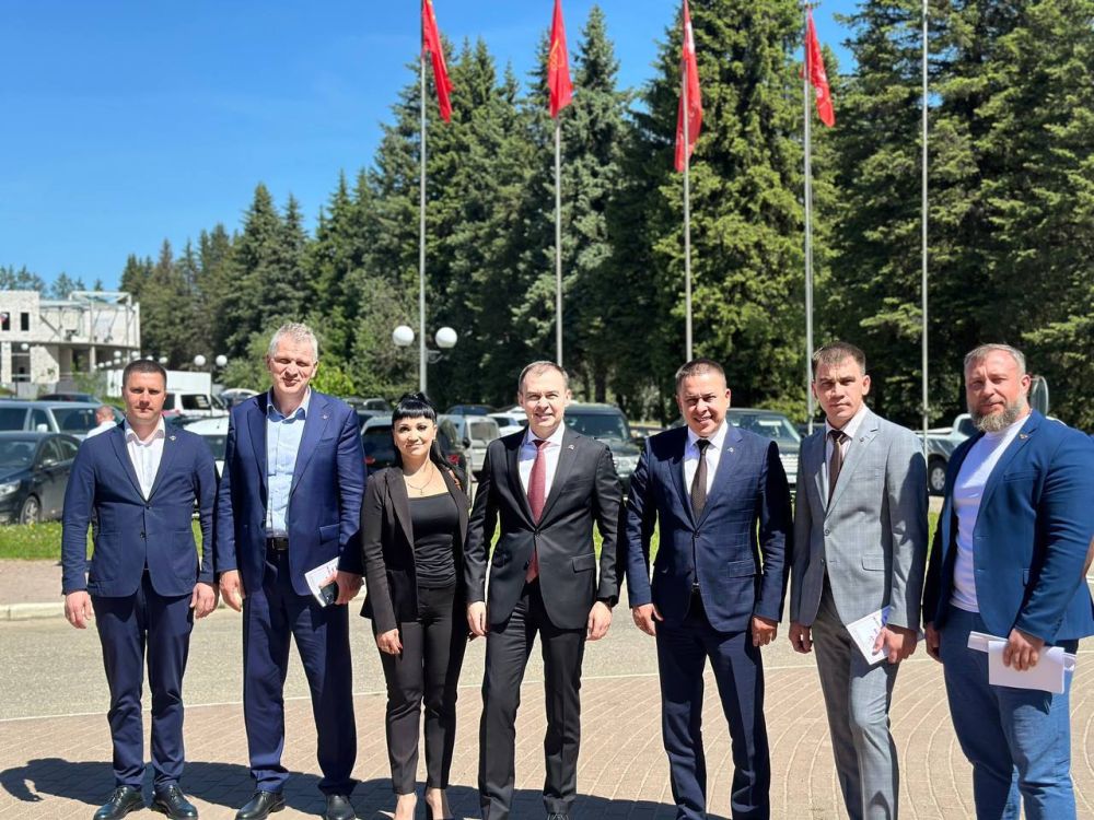 Рамиль Замалетдинов: Завершился IX (майский) совместный пленум ЦК и ЦКРК КПРФ, который озвучил задачи партии по сплочению антифашистких сил в борьбе с империализмом, реакцией и военной угрозой