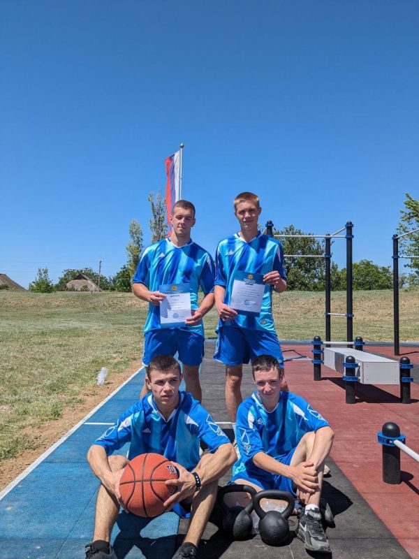 25 ��� � ������ ��������� ���������� ���������� ���������������� ���������� ����� ����� ��λ, ������������ �� ��� ������ �����