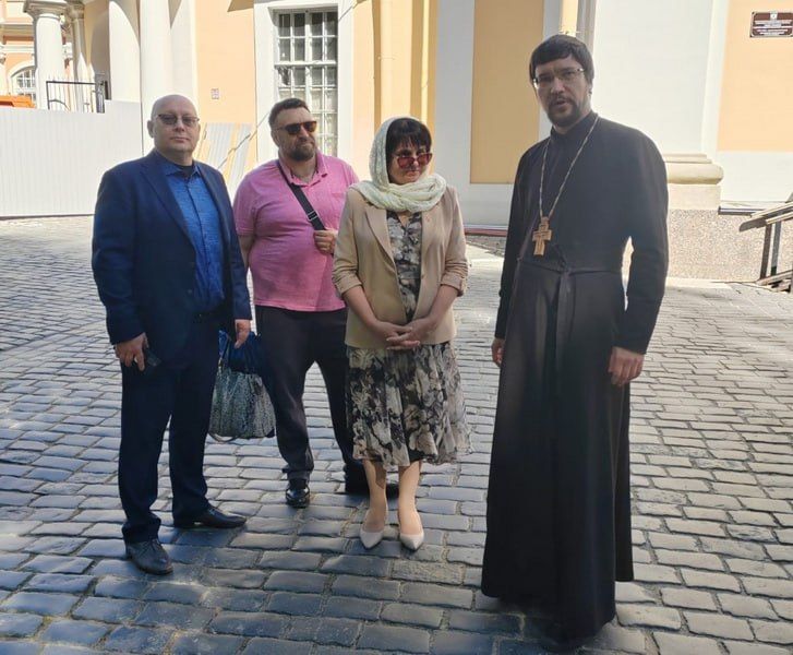 �������� �������: � �����-����������, �� ������������� ���������� �����-�������� ����������-������� ����� ��������...