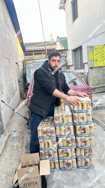 Алкоголь опасен для вас и вашего здоровья, предупреждает Александр с соратниками непонимающих с первого раза любителей торговать запрещенкой