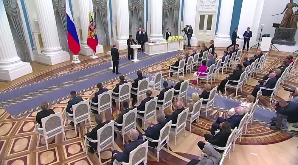 ��� �������� � 100-����� ������� ��� ����� ����������� �� ��� ������������