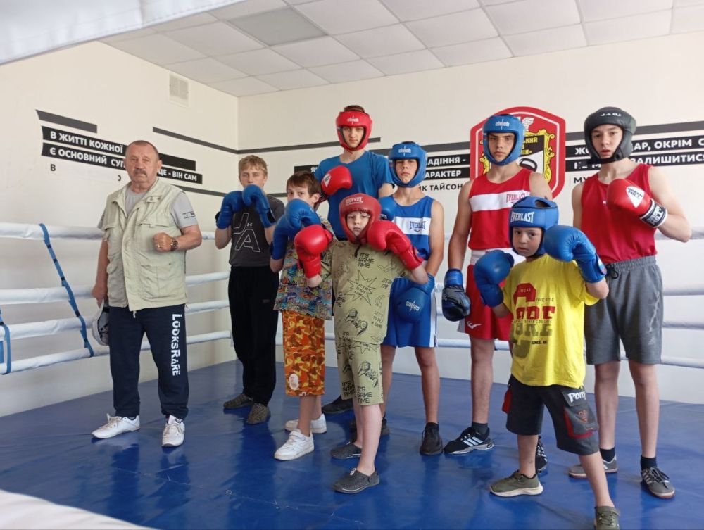 � ���� ������ ����� � ���. �������-���� ������ ����������� ������������