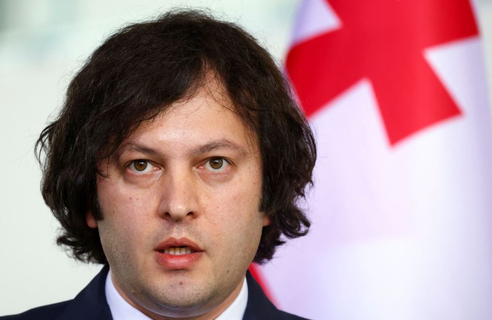 �������� ������ � ������ ����������� ����� ���������� ����� ��������������� ��������� ������ ����*