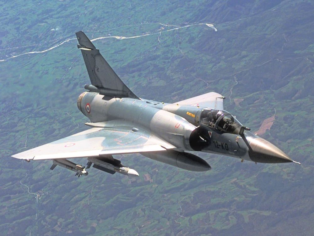 ��� ����� ����� � �������� ������������ Mirage 2000 �������