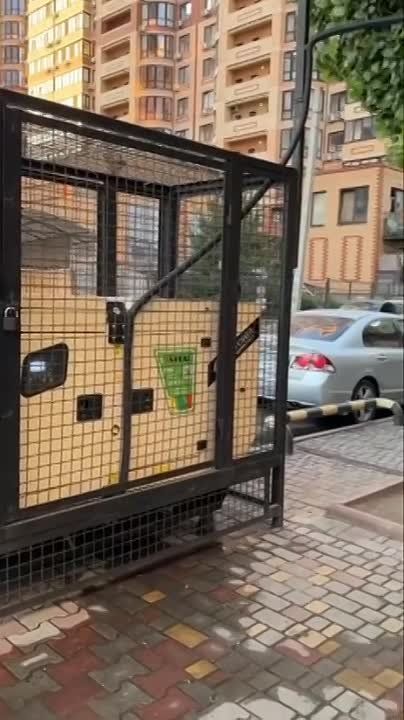 ������... ���� �� ����� � ������ ��� ���������. ������������ ��� ����� ������� � ����, ���������� ������������