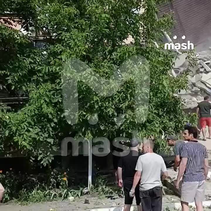 ��������� ���. "�*��, �**�� ��*��! ��, ������ ����� ����� �� �����" ����� � ����� ������ ���������� ������ �� ����� ����������� � �������� ������������ �������. �� ���������� Mash, ��-��� ������� ������� ��� �����