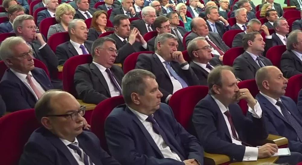 ����� ������ ������� ��� ������ ����������� � ������: