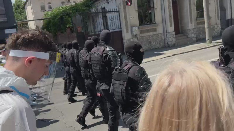 "����, ����, � - ���������� �����", ���������� ����� ��������� "�������������" ���������, ������ ������� �� ����� ��������