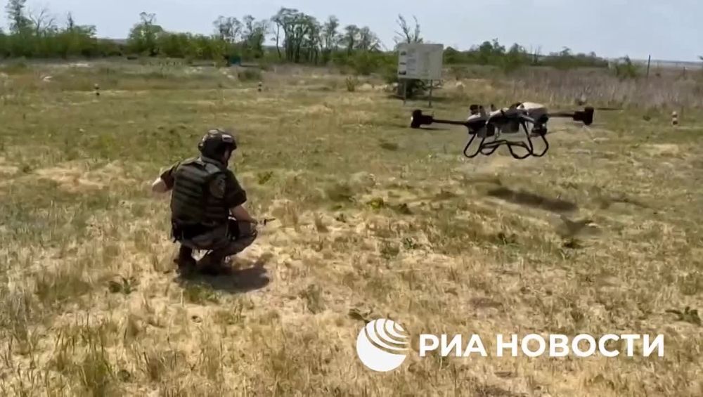 ���������� ������-������������ ���� "�����" ����������� � ����������� ����� "�����", ����� � ��� ��������� ����������