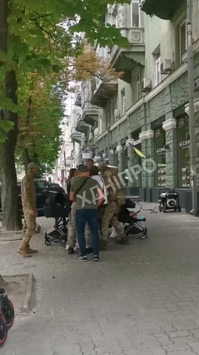 ����� �, ��� ����� � ��������, �������� ���, ��� � ���������������� �������� �� "������"