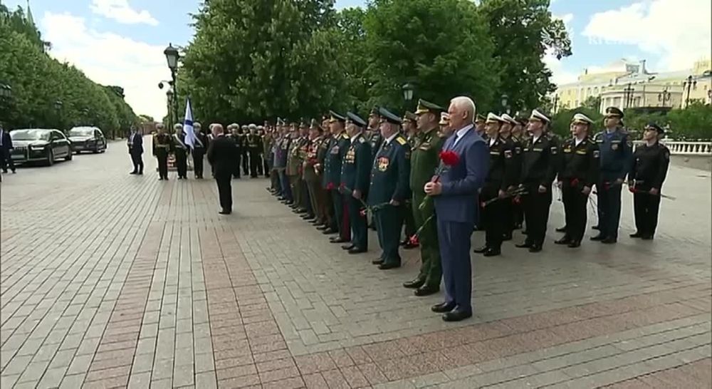 ��������� ������ �������� ����� �� ����������� ����������� �������� � ���� ������ � ������ �������� �������� ����� � ������ ������������ ������� � ������