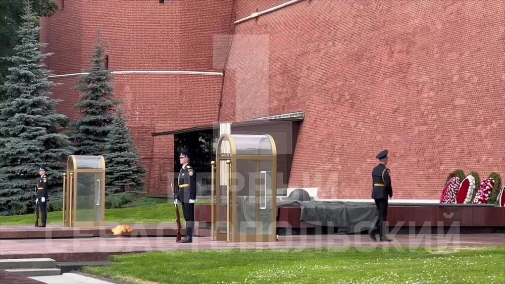 � ��������������� ���� � ������ ���� �������� ����� � ������� � ����� ������-����� �����������