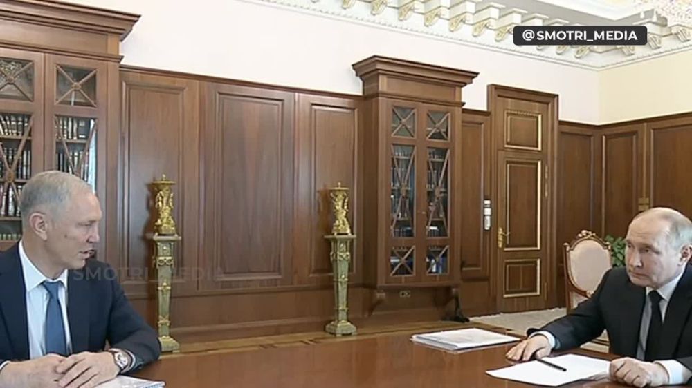 ��������� ��� �����, ����������� ���������, ������������� ������ �� �������� ������ � �������, �� ����� ���� � ���, �...