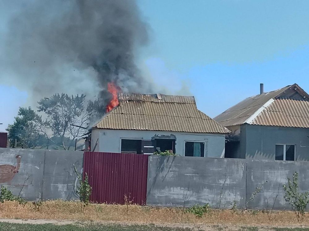 В территориальном управлении Лазурное произошло возгорание в жилом доме, сообщил Александр Дудка