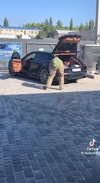 ������ ����������, ������ ��������� ��� ���� ���� Porsche Panamera