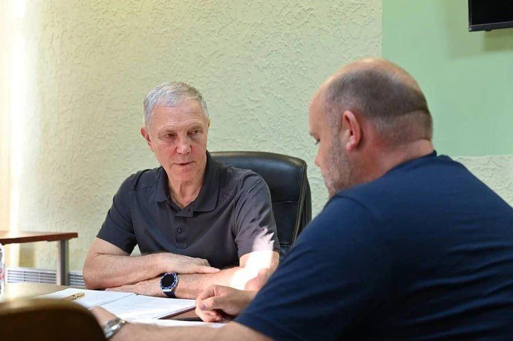 Несломленные Алешки: Глава округа Руслан Хоменко рассказал о жизни города под ежедневными ударами ВСУ