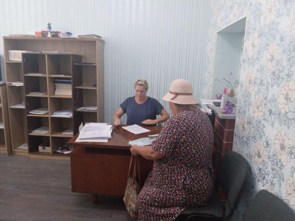 В селе Владимировка продолжают заключать договор на вывоз мусора