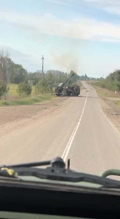 ������������ � ����������� ������� ����� ���������� 155-�� ��� 2�22 ������� �� ����� Tatra T815-7