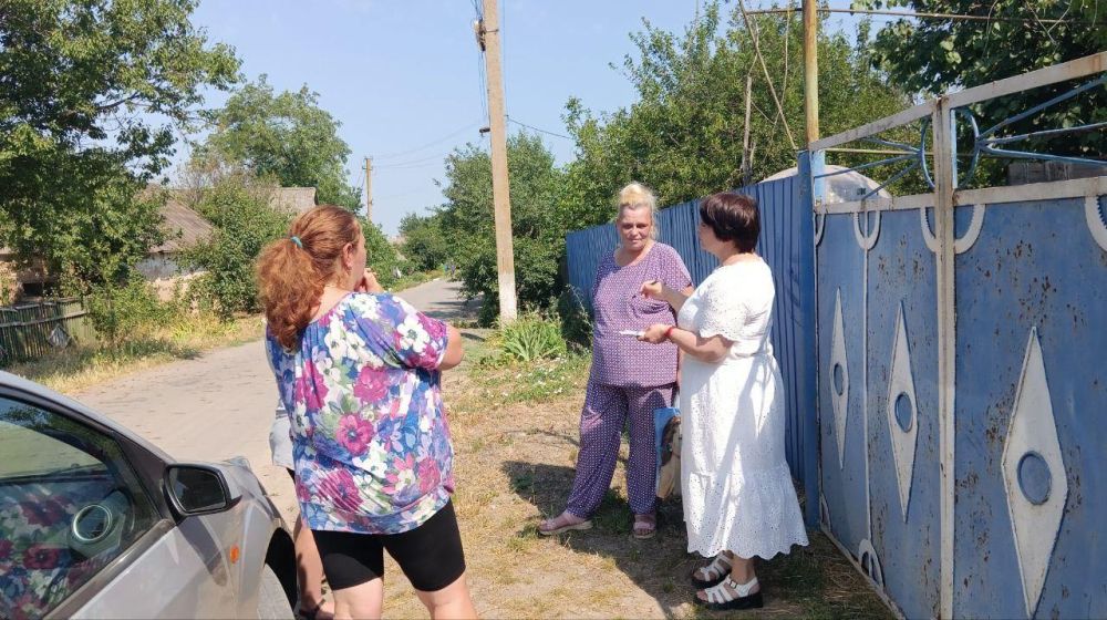 ����� 300 ������� � ����������������� ������������� ������ ��������� � ������������� �������������