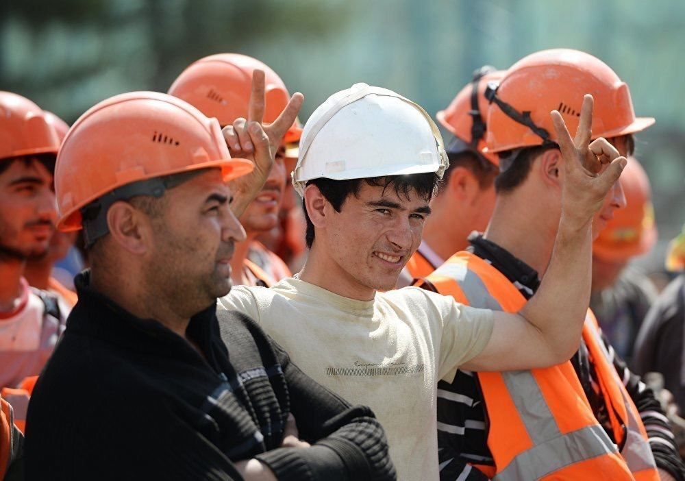 � �� ���������� ������� �� 100 ����� ������ �� ��������� � ���������� ���������� ���������