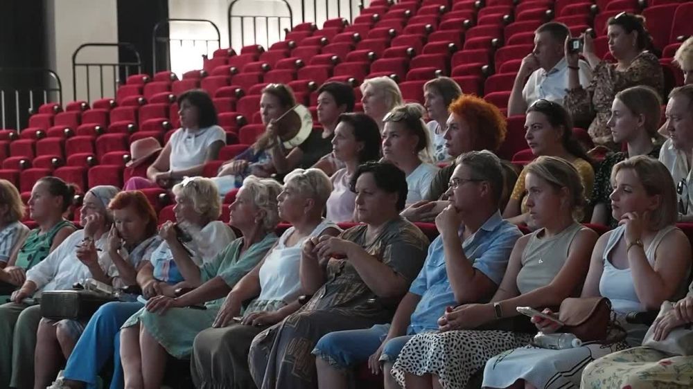 ������ �������� ��������� � �������� � ������������� ������������ ����� ��� ������������� � ������