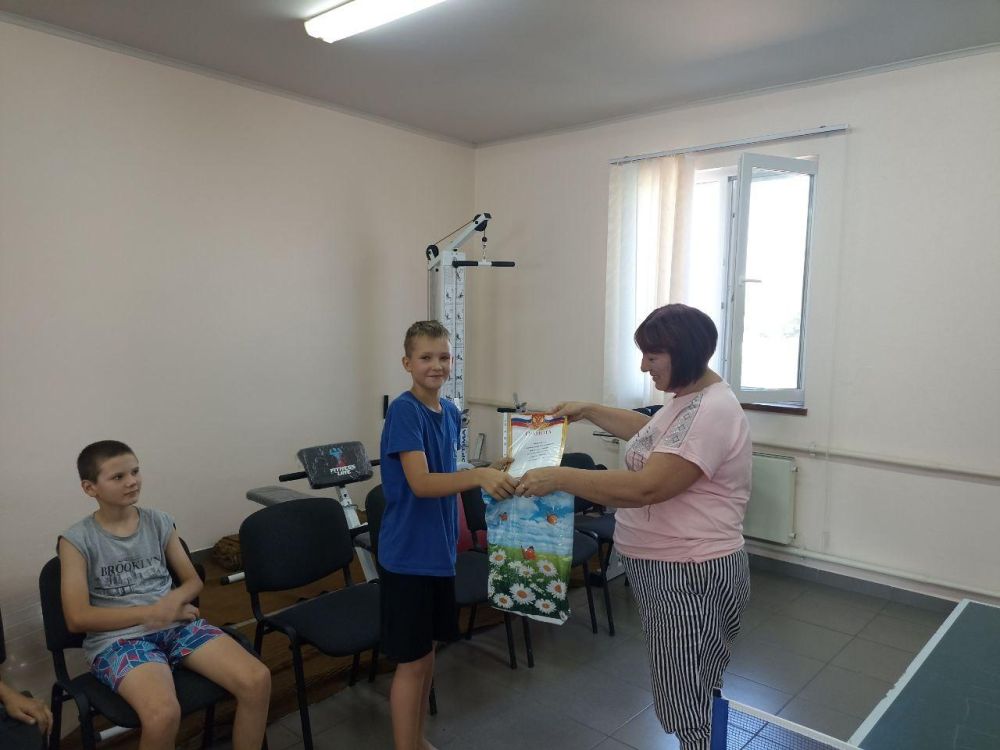 В Краснянском сельском Доме культуры прошел турнир по настольному теннису