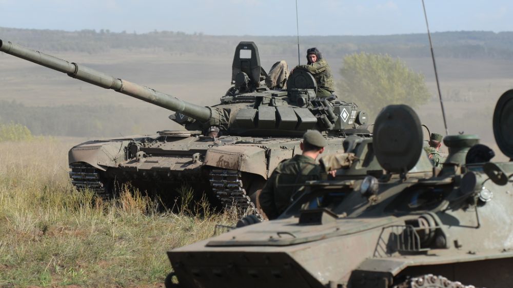 ��������� �������� 100 ����. ��������� ����������� ����������: �����, �����, ���������� �����