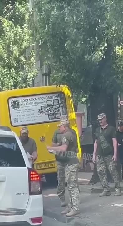 ��������� ������ "���������" � ������