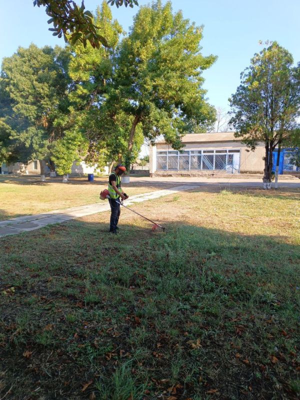 В Скадовском округе плановые уборки территорий