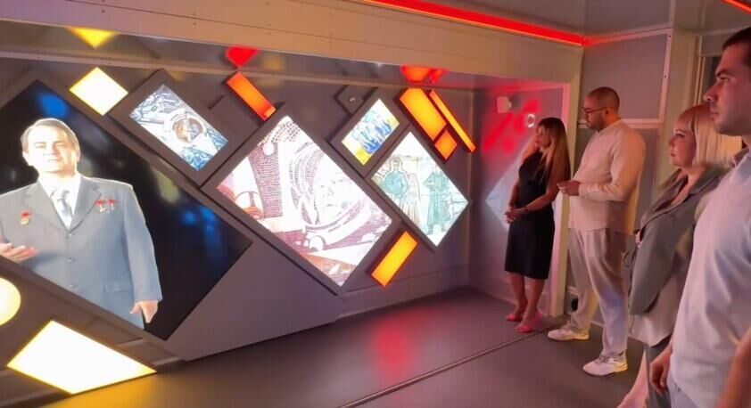 Автопоезд "Россия - моя история" начал работу в Херсонской области