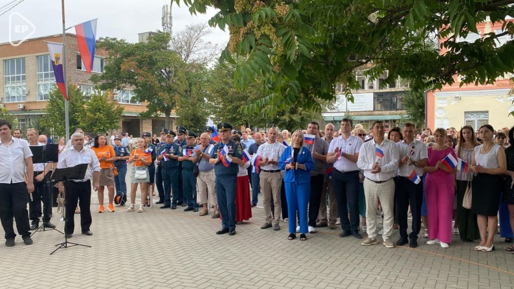 � ���� ���������������� ����� ������ �������� ������� ������ � ���������� ������� ���������� 15-�������� ����