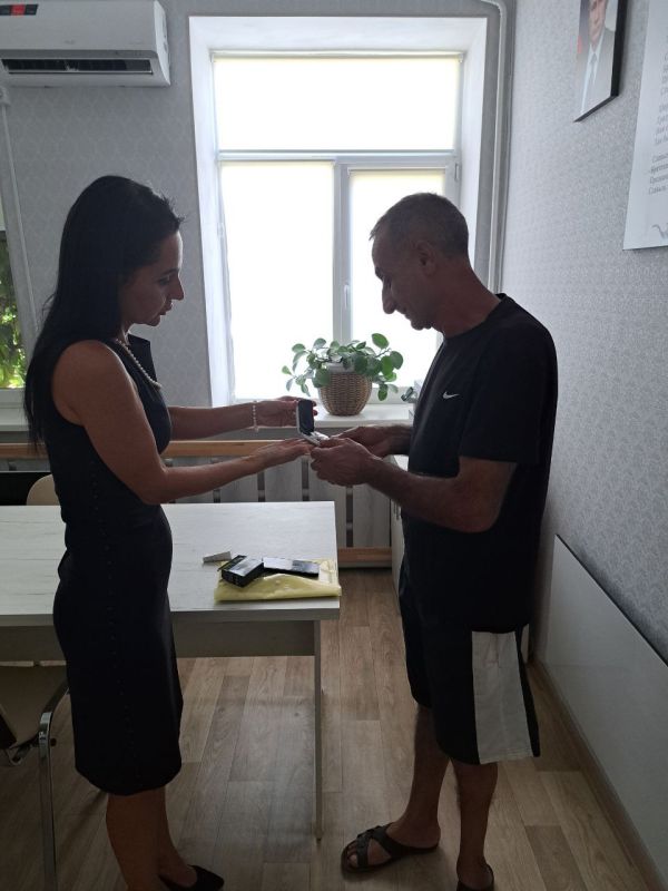 ������� �������: ������� ������!. ���������, ��� ���������� ������ �������� ��������� � ���������� ������� ������������ ! ������� ����� ������, � ������� �������� (15 ����), ��������� ����� 4 �������� (15 ����)