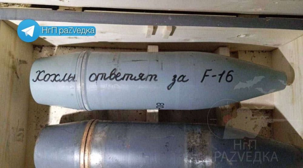 � �������� �������� �����-�� ��������� �� ����������, ��������� 100 �������� � �������� �������� � ������ �� F-16