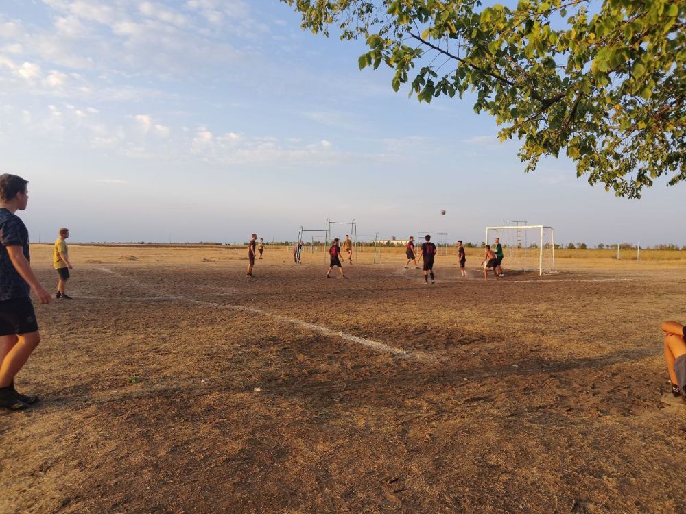 ������� ���� ������� ����� ���������� ��������������� �� �� ����-������� ����� ��������� "�������" �� �������� ������ � "�����" �� �������