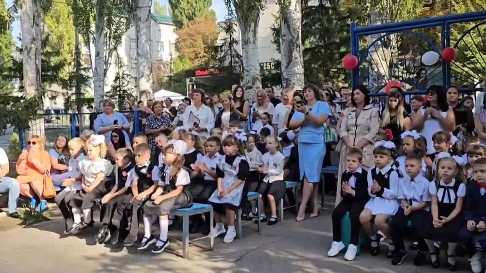 Александр Дудка: В Скадовской школе №1 прошла торжественная линейка ко Дню знаний