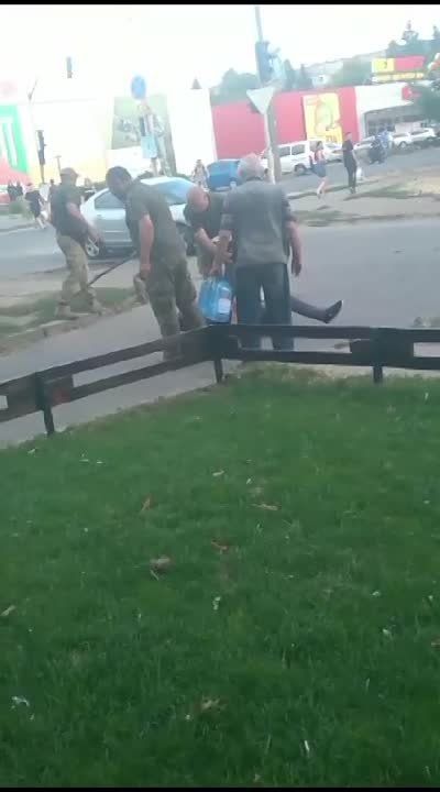 ���� ����, ����������������