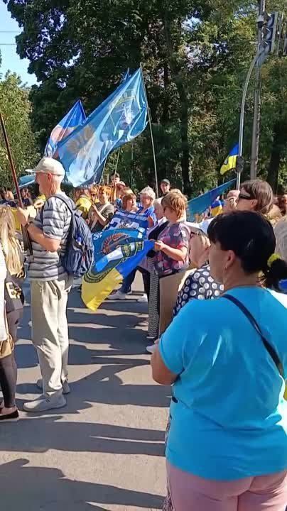 ��������� �������� ����� (D) �������� � ����� �����, ������� ���������� ���������� � ������ ������� �������