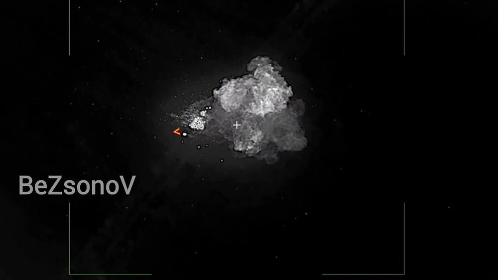 Даниил Безсонов: Растает ОТРК «Искандер-М» нанёс огневое поражение по замаскированному укрытию американской РСЗО М270 MLRS, вспомогательной технике и живой силе ВСУ в районе н.п