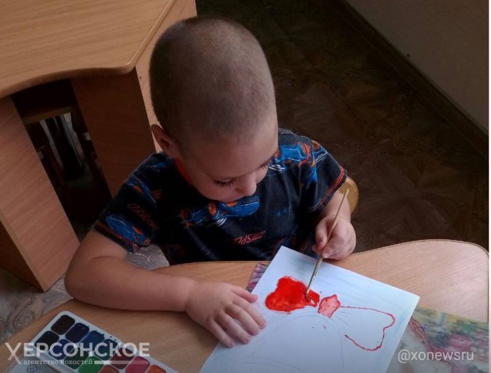 Творческий урок «Звонкий колокольчик» прошел в Лазурненском детском саду