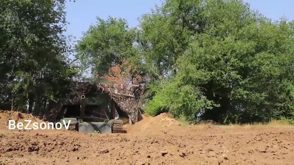 Даниил Безсонов: Боевая работа танкового экипажа Ульяновского гвардейского соединения ВДВ из состава группировки войск «Днепр» по ВСУ на Херсонском направлении