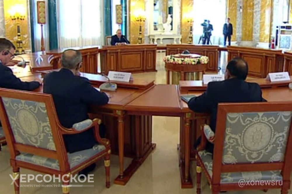 ����� �� ������ � ��������������� ���������� �������� � �����