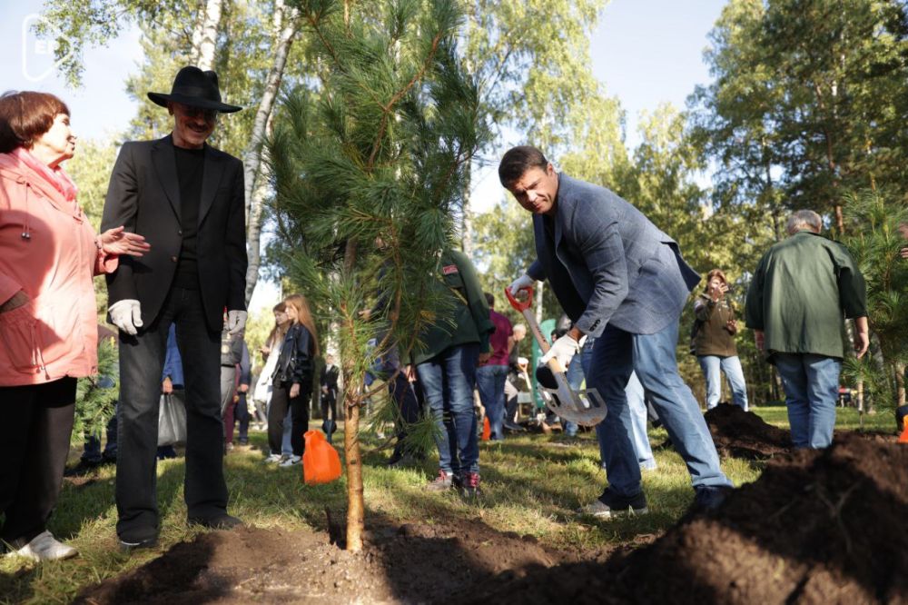 ��� ��������� ������ ������ � �����-���������� �������� ����� � ����� 50-����� � ������ ������������� ����