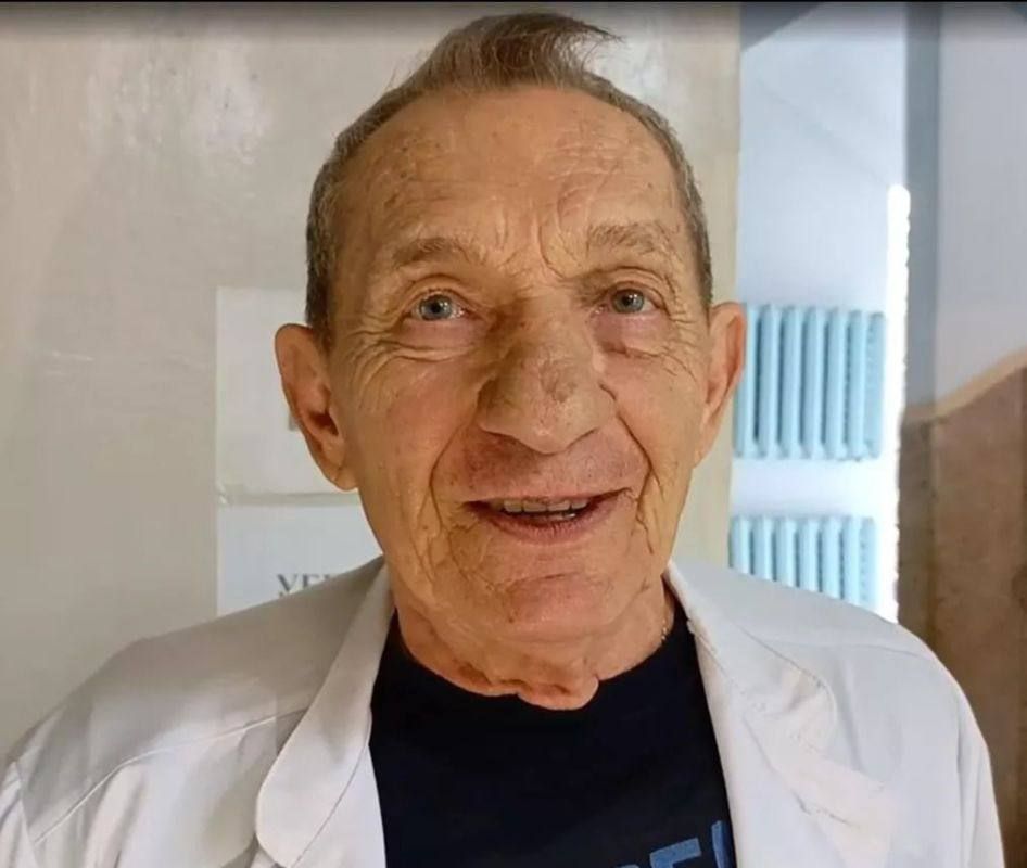 Олег Царёв: На фото — главврач больницы в Алёшках Херсонской области Владимир Харлан, семья которого стала жертвой атаки дрона украинских военных