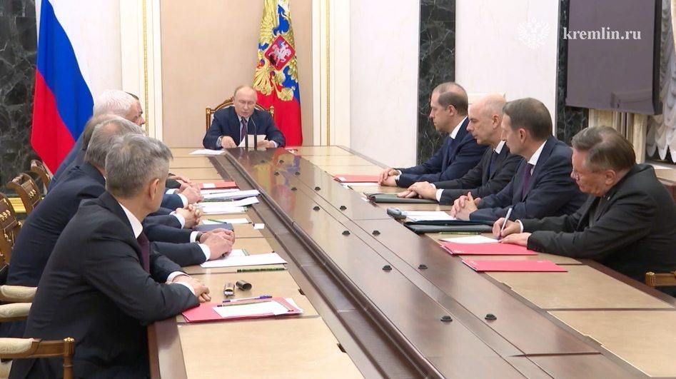 �����:. ������ ������ � ������ ������� ������������ ��������� � �������� ������������� ������� ���, ��� ������� ���� ������ ������������ ������