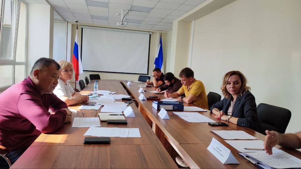 Рамиль Замалетдинов: Плановый подход. Вместе с коллегами начали вести работу по проработке проекта бюджета на 2025 год. Тему обсудили на совещании комитета по финансам и бюджету Херсонской областной Думы под председательством Ольги Осипенко