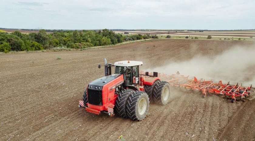 ����� 900 �������� �������� � ���������� �������� 2,5 ���� ���