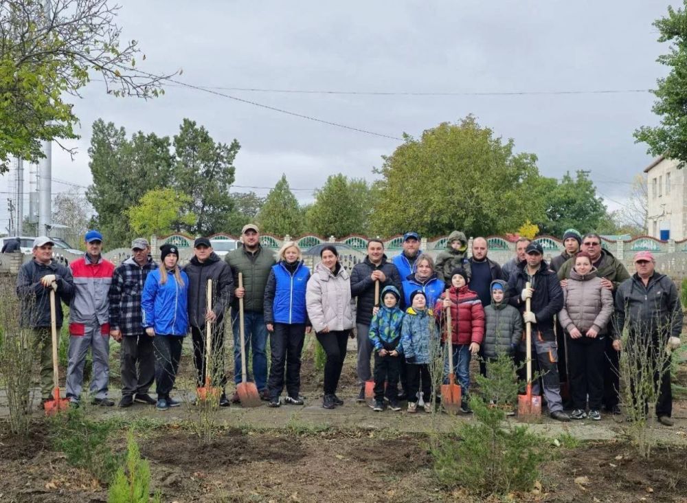 ������ 100 �������� � ����������� �������� � ���������� ������������� ������ �� ��� ����