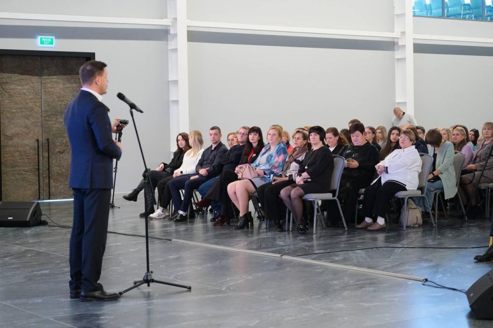 � ������ ��������� ������������� ����� ���� ������ ������ � �������� �������� ���������� �������