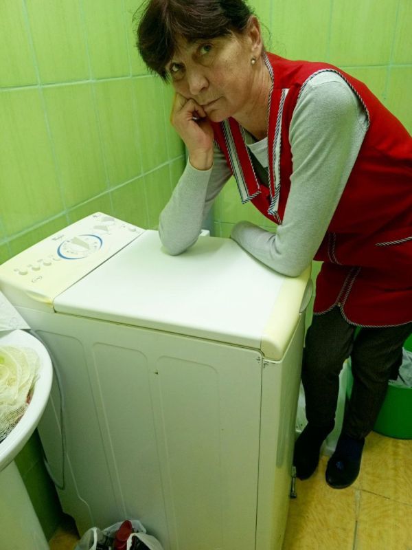 Александр Дудка: Передали гуманитарную помощь в Михайловскую школу